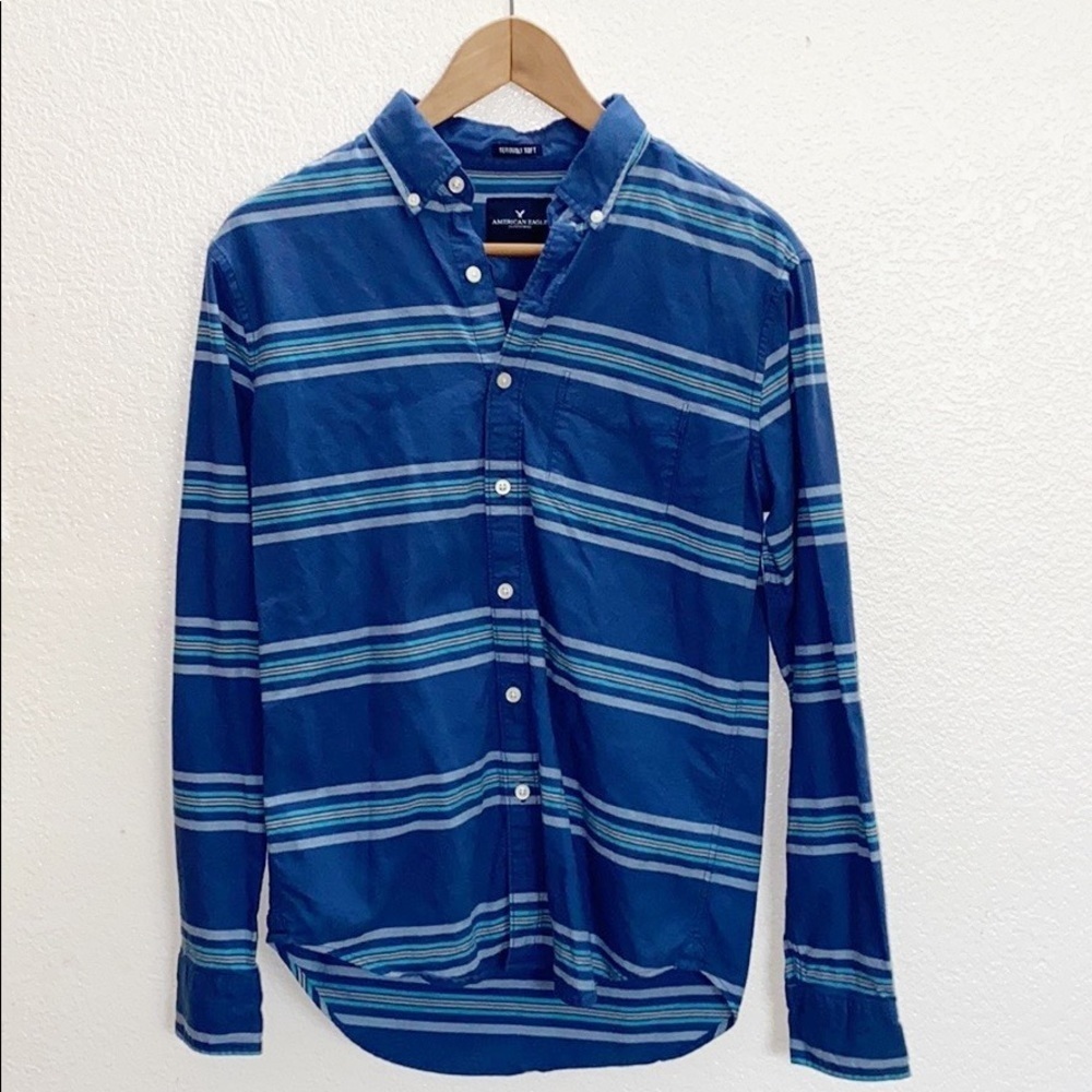 American Eagle Blue Striped Button Down Shirt
